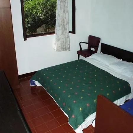 Holiday Mario- 8m From The Sea Sali